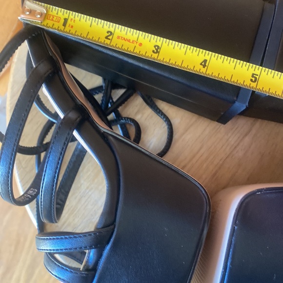 NEW Lace Up Platform Sandals - Picture 6 of 8